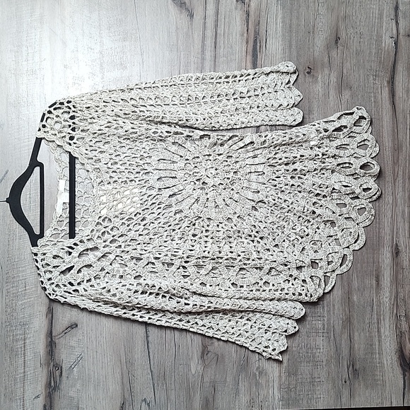 Boston Proper Daring Crochet Sweater in Light Beige - Picture 2 of 9